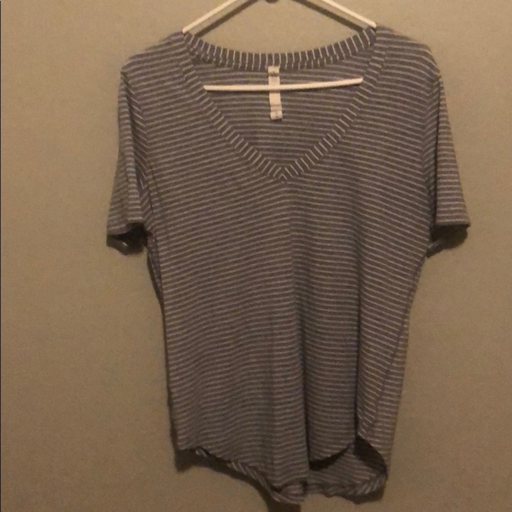 Lululemon T-shirt